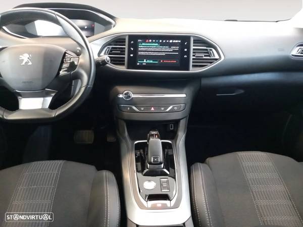 Peugeot 308 SW 1.5 BlueHDi Allure EAT8 - 12