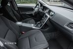 Volvo V60 D3 AWD Geartronic Momentum - 29
