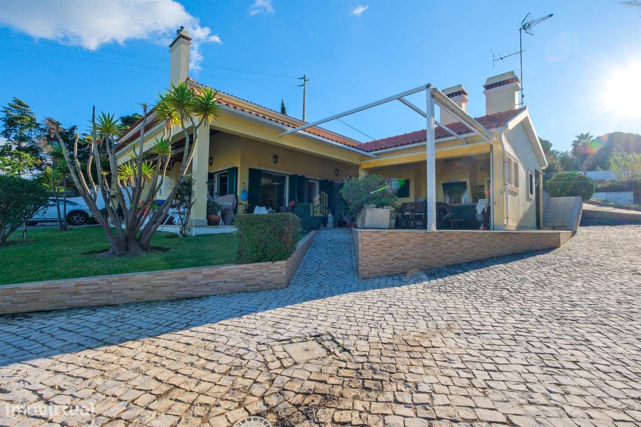 Moradia Isolada T4 com piscina, campo de ténis e logradouro em Cachoei-13