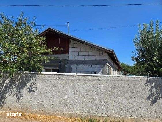 Casa si teren Vidra cota parte 1/4; ID: R2800897-1