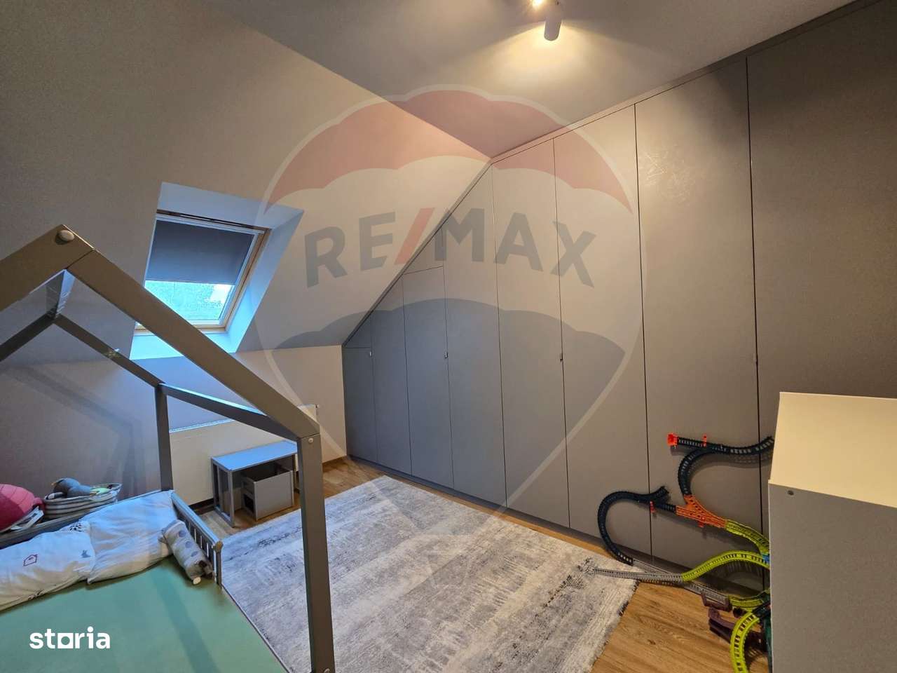 Apartament cu 3 camere în Zona Bună Ziua-10