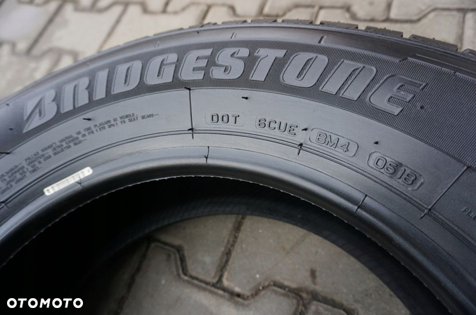 Bridgestone Duravis R410 215/65R16C 102/100H L97 - 5
