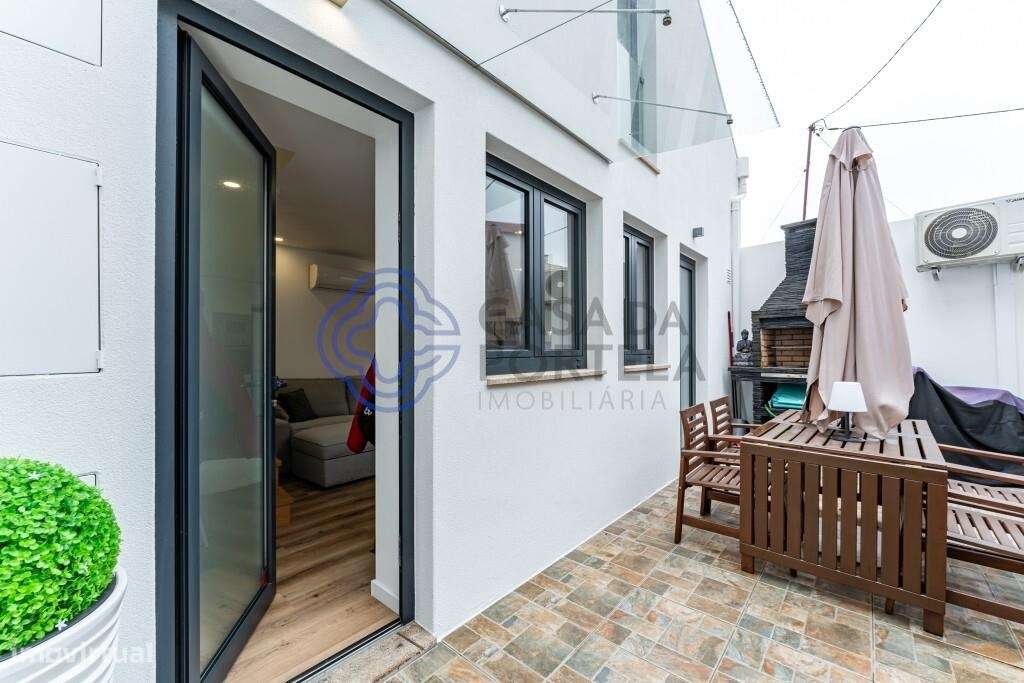 Moradia no centro de Matosinhos, junto ao metro, autocarros e todo o t - Grande imagem: 4/23