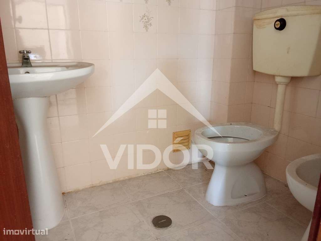 Loja no Novo Mercado Municipal da Baixa da Banheira - CT - Grande imagem: 5/6