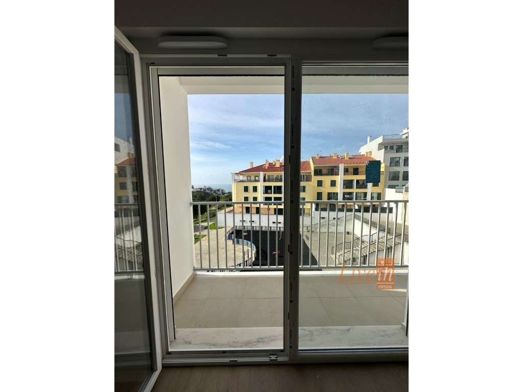 Apartamento T2 Novo com Terraço de 90m2 na Ericeira-8