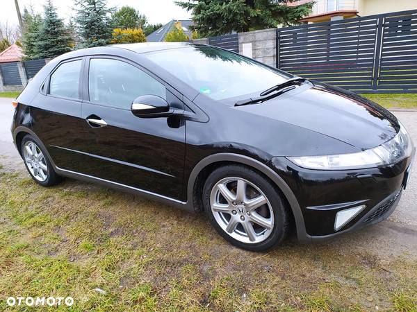 Honda Civic 1.8 Executive - 1