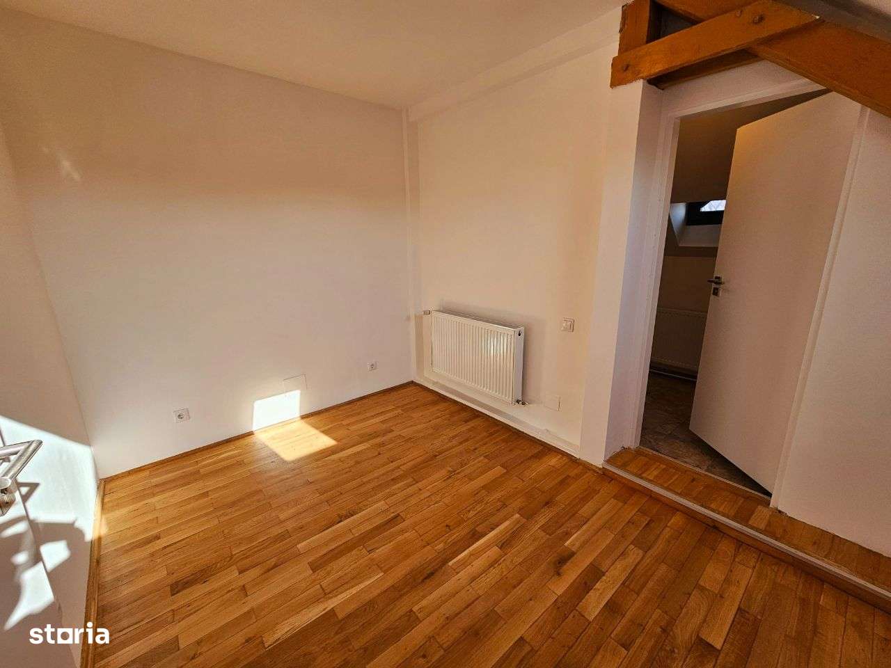 Spațiu de birouri – 5 camere, 3 băi – Mansardă vilă, Zona Centrală - Imagine principală: 5/20