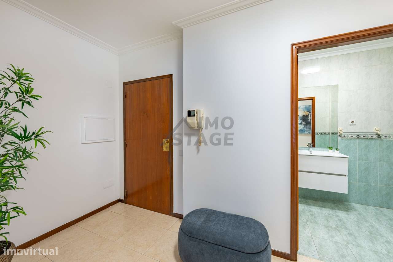 Oportunidade — T2 no Centro de Valongo-2