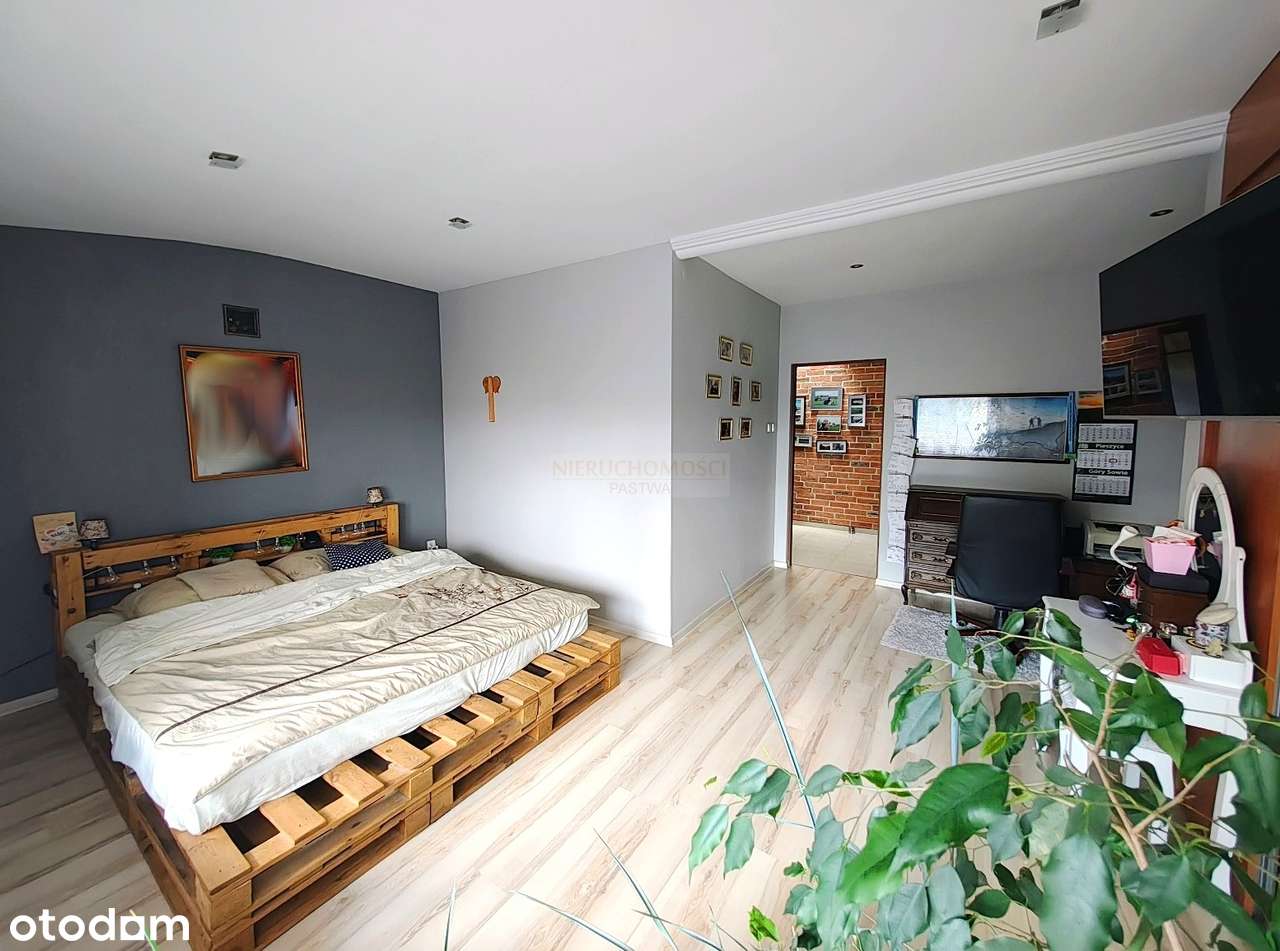 Dom w zabudowie szeregowej w centrum Pieszyc!-6