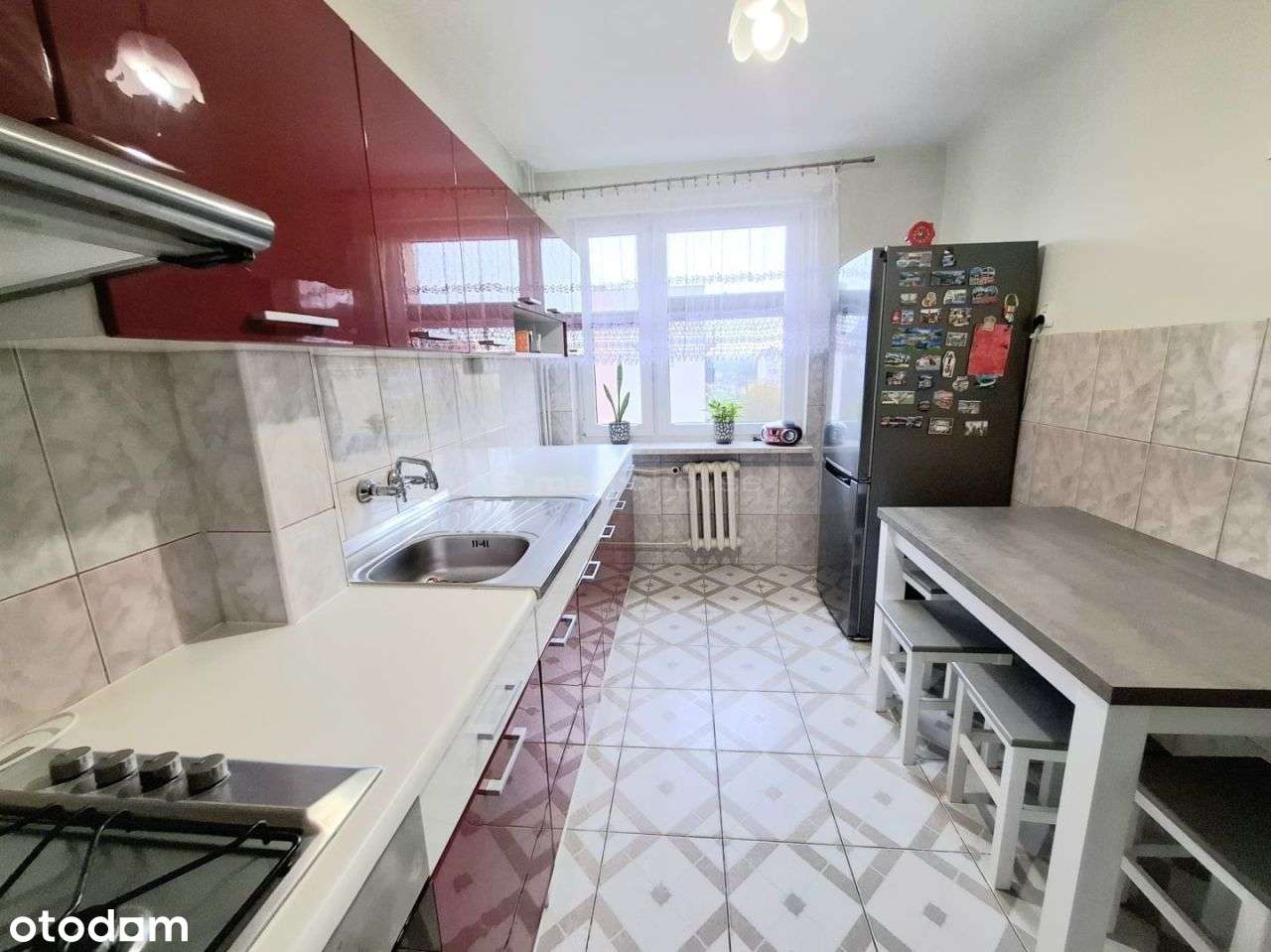 Komfortowe 58,9 m² na sprzedaż w Staszowie - Pełny obrazek: 2/8