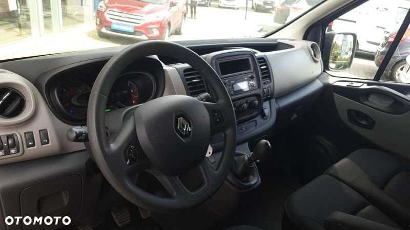 Renault Trafic - 14