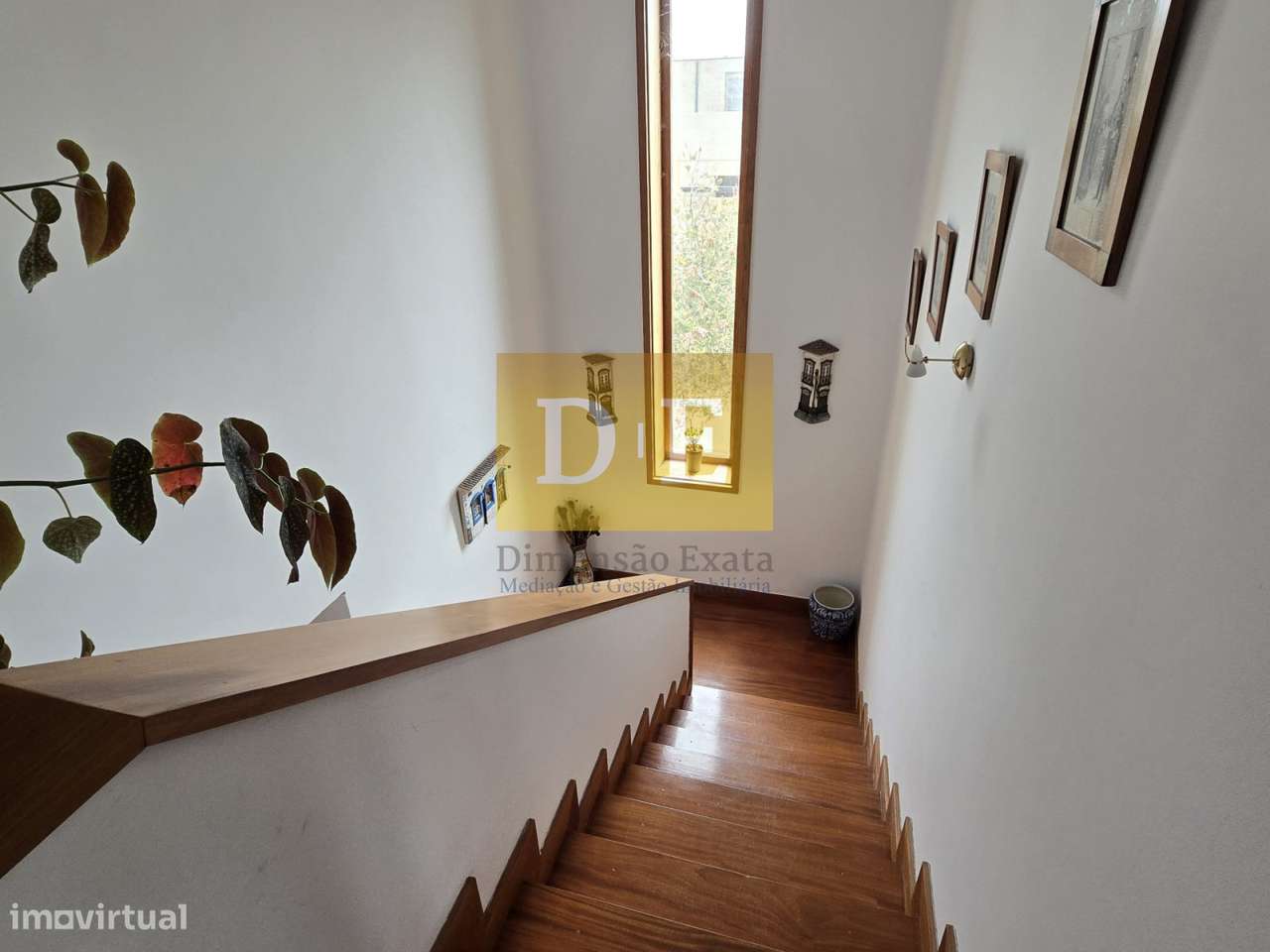 Moradia de 4 Frentes em Zona Nobre de Leca da Palmeira-20