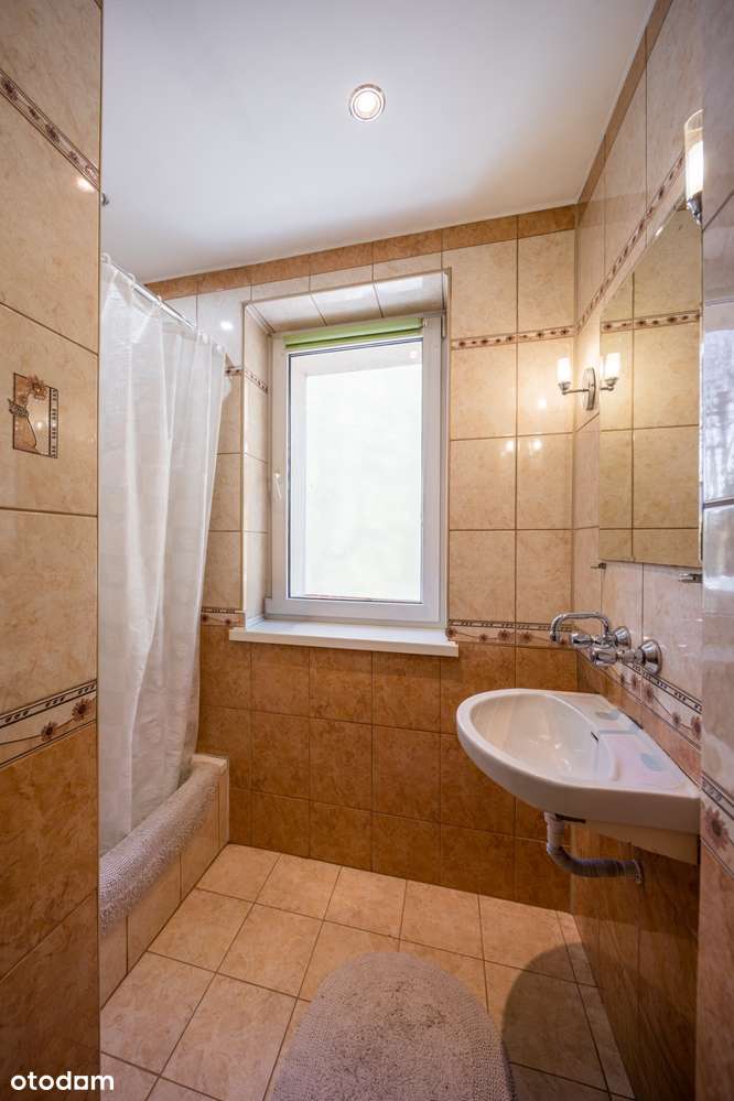 Dom z pięknym ogrodem | Atrakcyjna lokalizacja-9