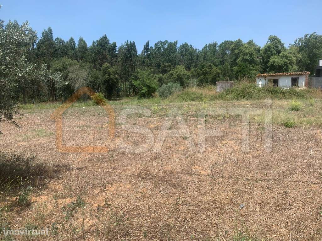 Terreno - Grande imagem: 2/5