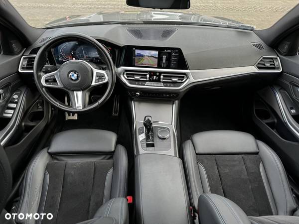 BMW Seria 3 318d M Sport - 15