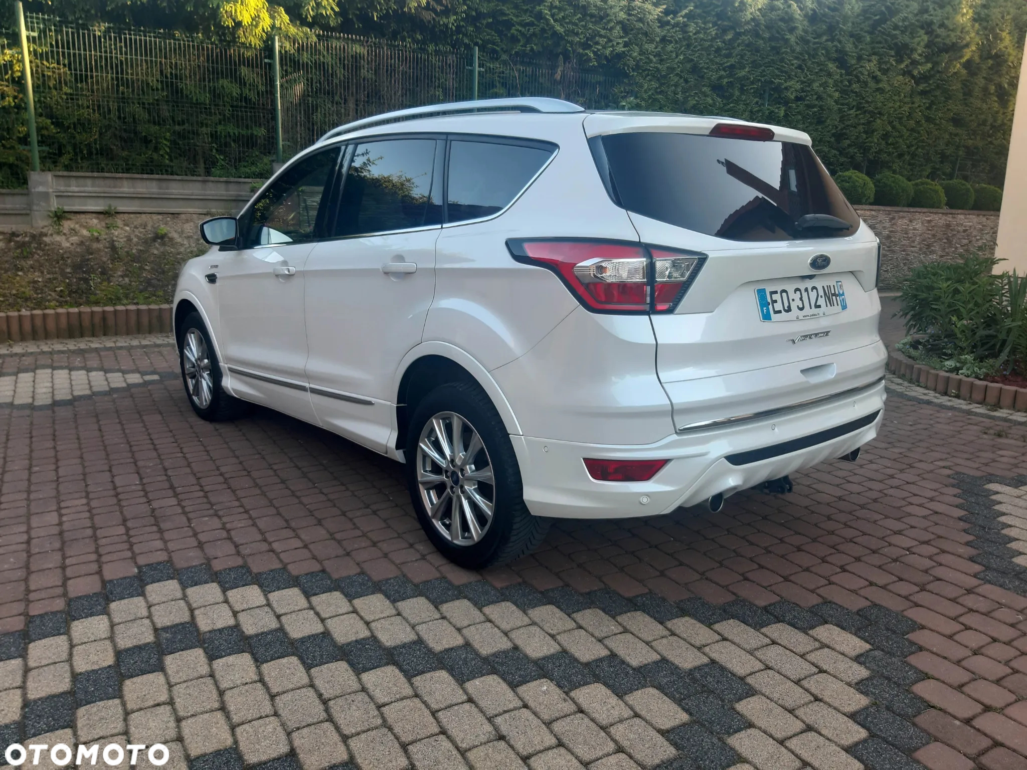 Ford Kuga 2.0 TDCi 4x4 Vignale - 10