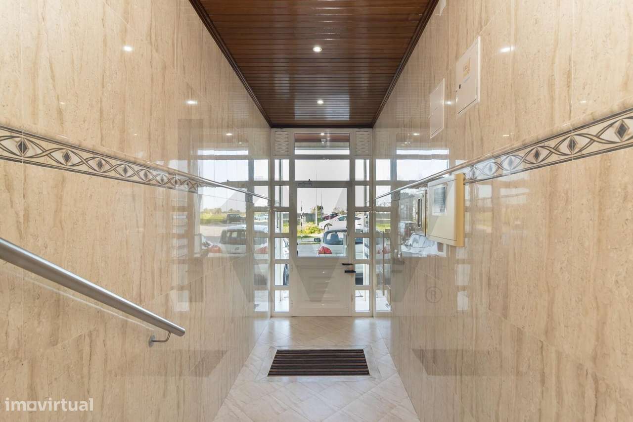 Apartamento T2 no Montijo-32