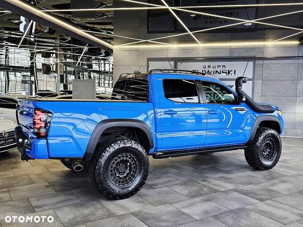 Toyota Tacoma - 9