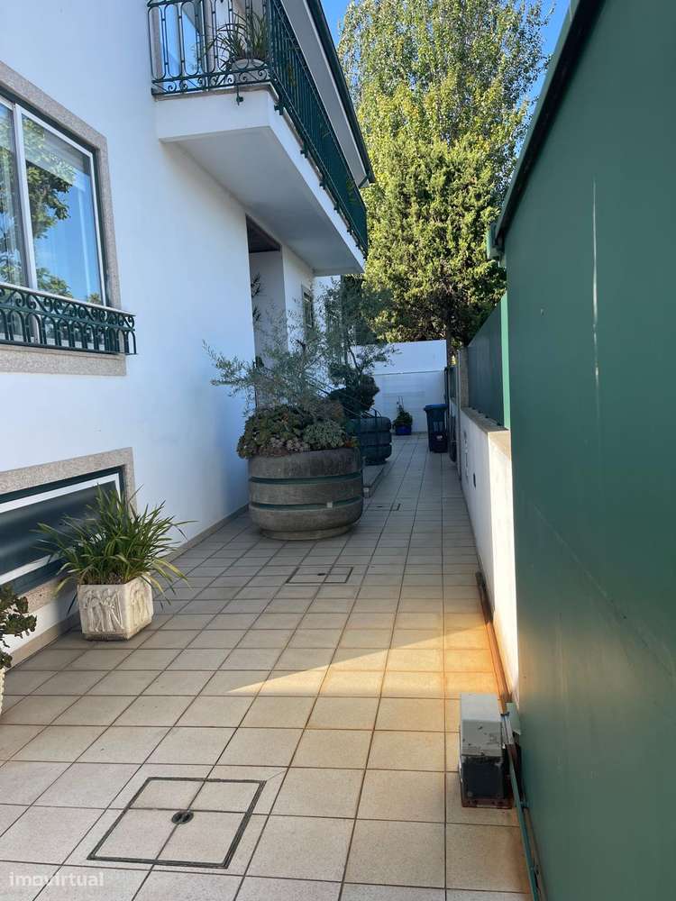 Moradia T5 com piscina - Grande imagem: 4/42