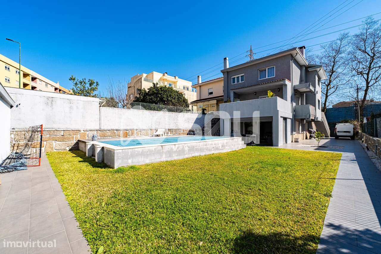 Moradia T5 - Grande imagem: 3/54