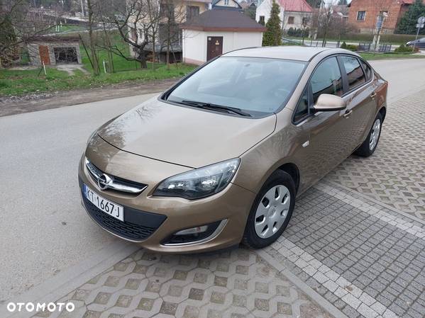Opel Astra 1.6 Active - 1