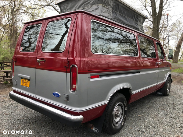 Ford Econoline - 4