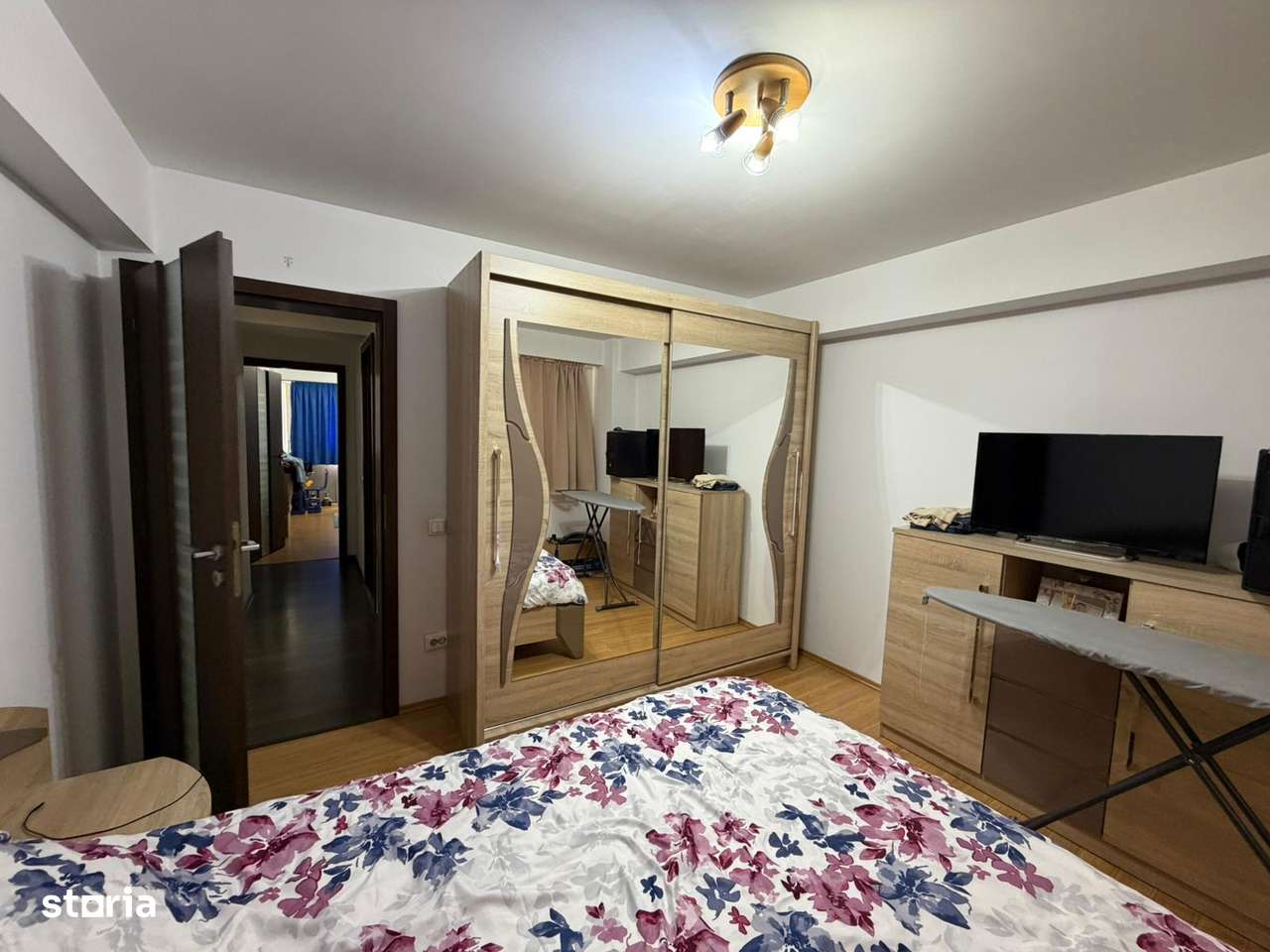 Apartament 4 camere 90 mp, etajul 3 - zona centrala-6