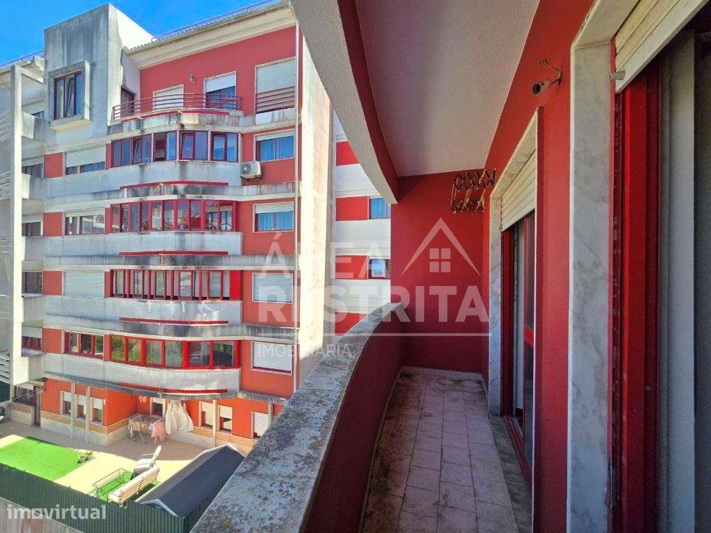 Apartamento T2 c/Parqueamento, na Cavaleira - Algueirão-20