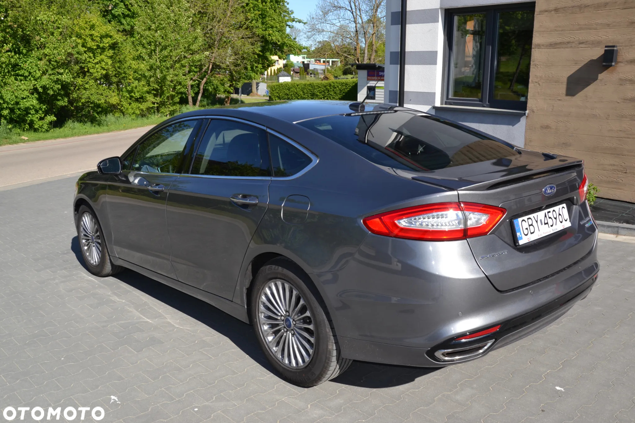 Ford Fusion 2.0 EcoBoost Titanium - 14