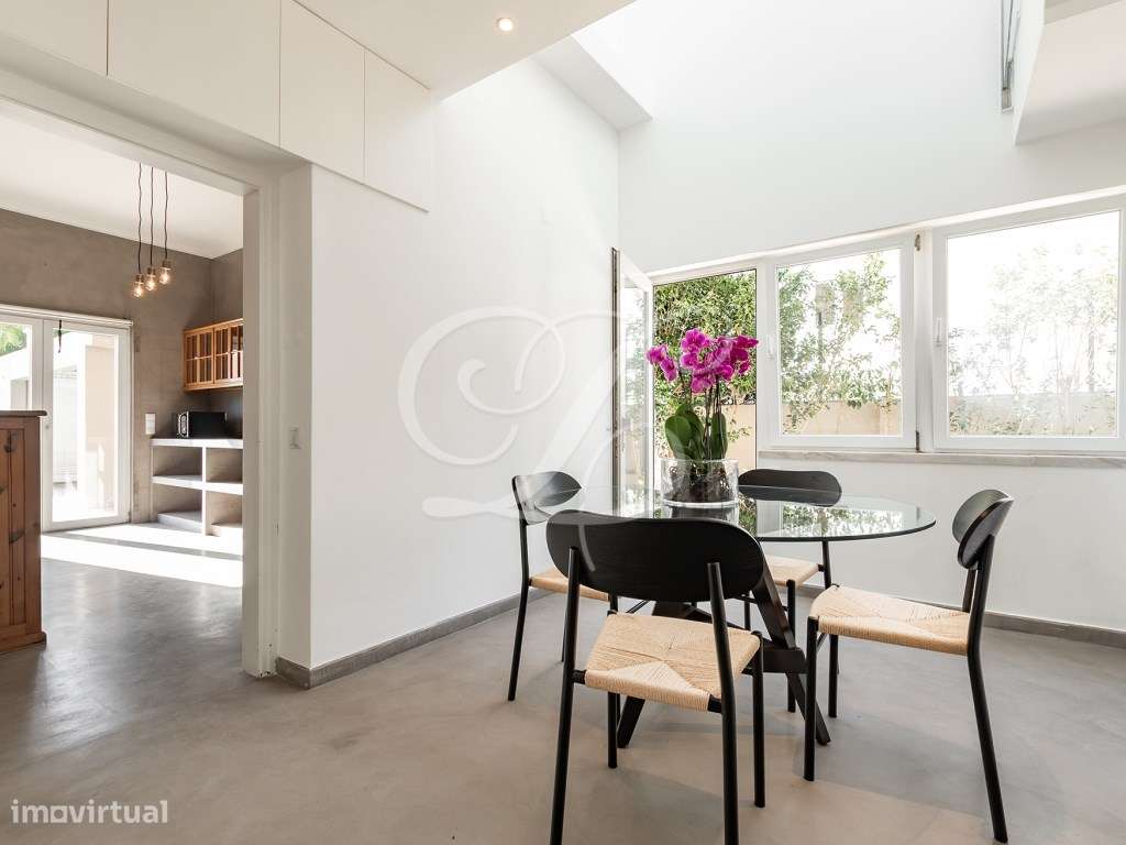Moradia T5 c/ Piscina e Zona Lounge | Estoril-17