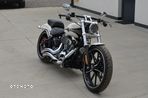 Harley-Davidson Softail Breakout - 21