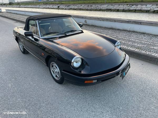 Alfa Romeo Spider 1.6 - 37