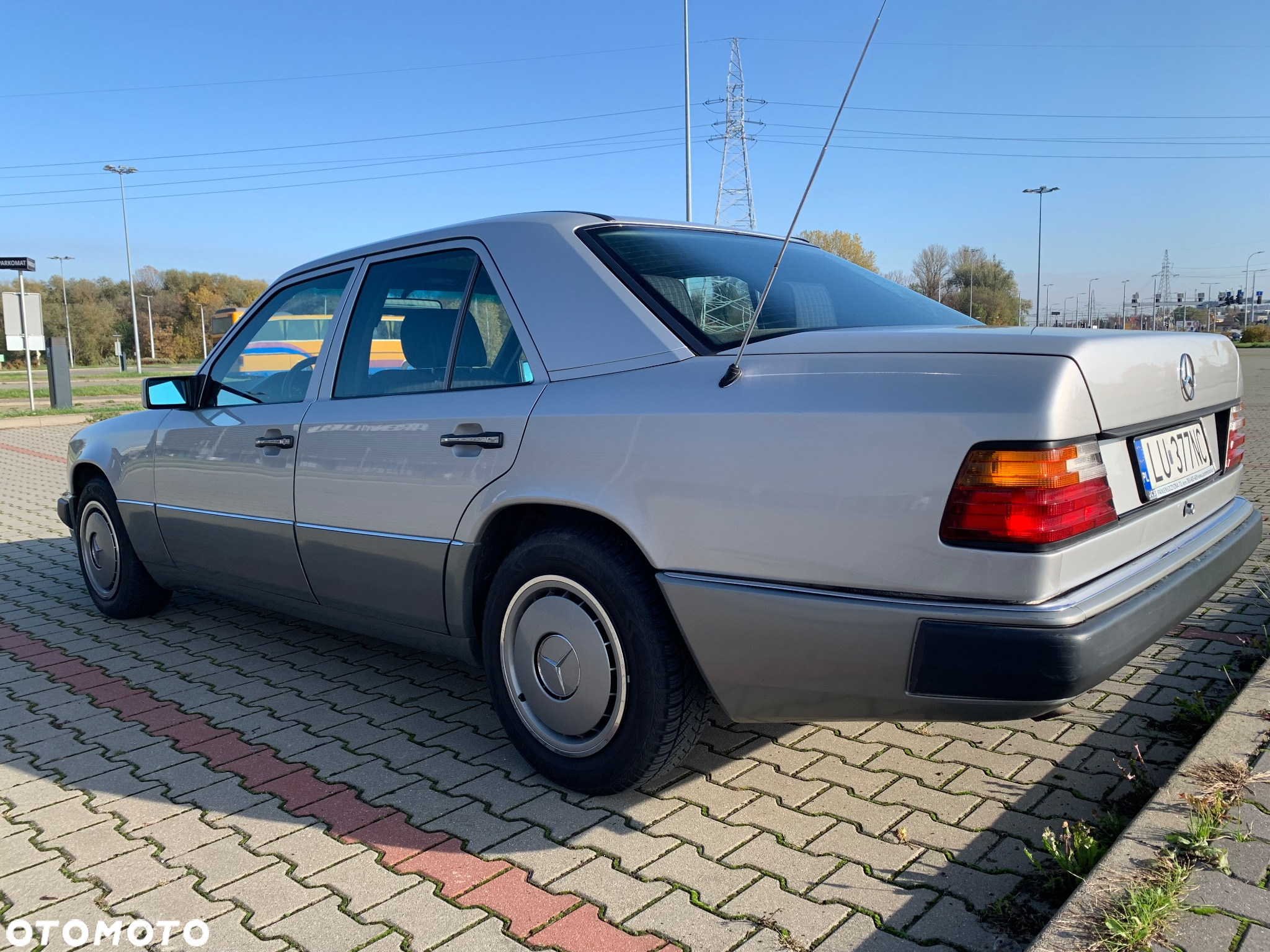 Mercedes-Benz W124 (1984-1993) - 14