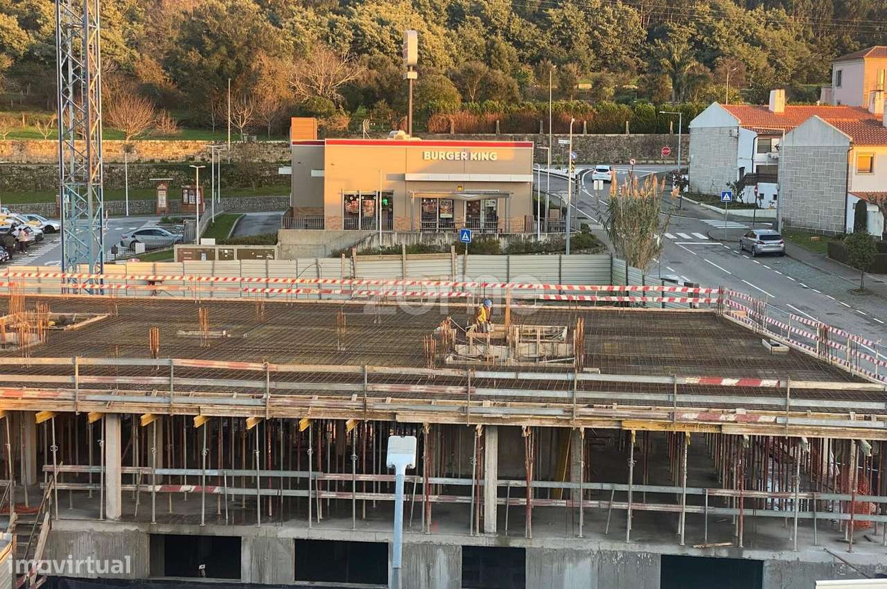 Apartamento T1 (1G) localizado no piso 1, com área total de 72.1 m2.-19
