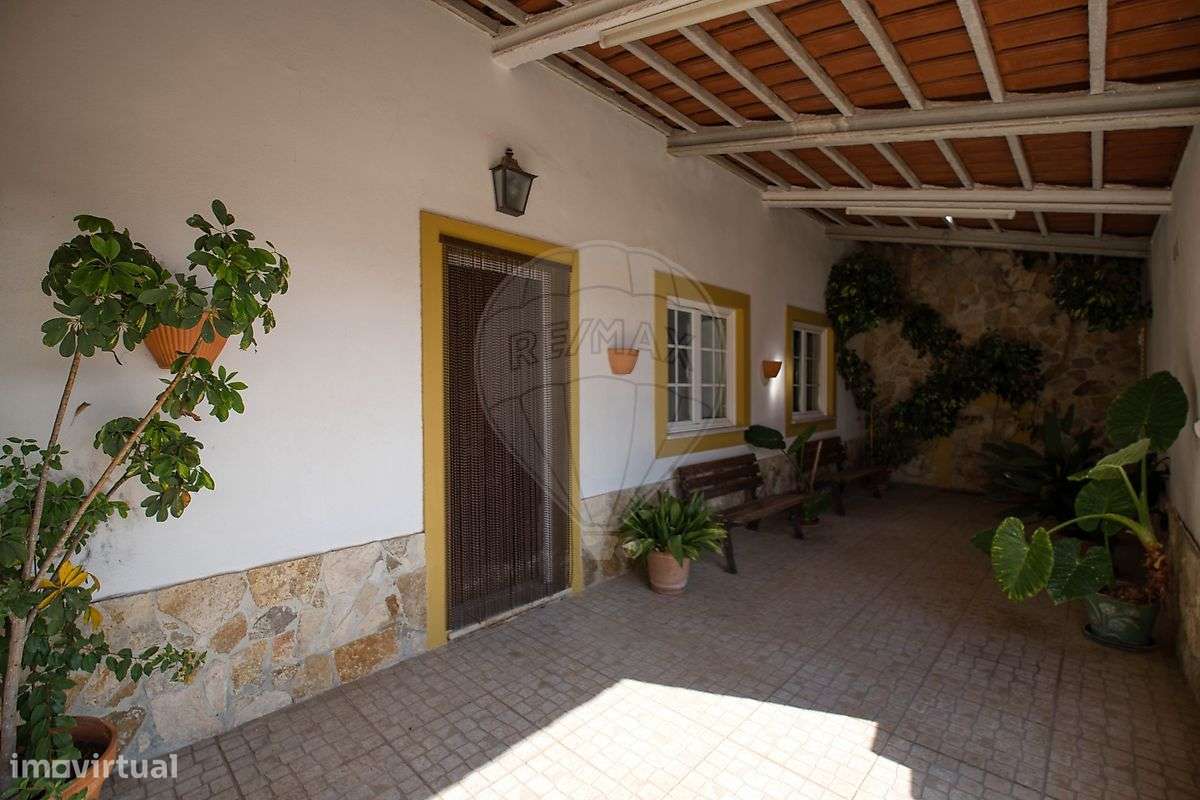 Moradia T8 para venda - Grande imagem: 2/50