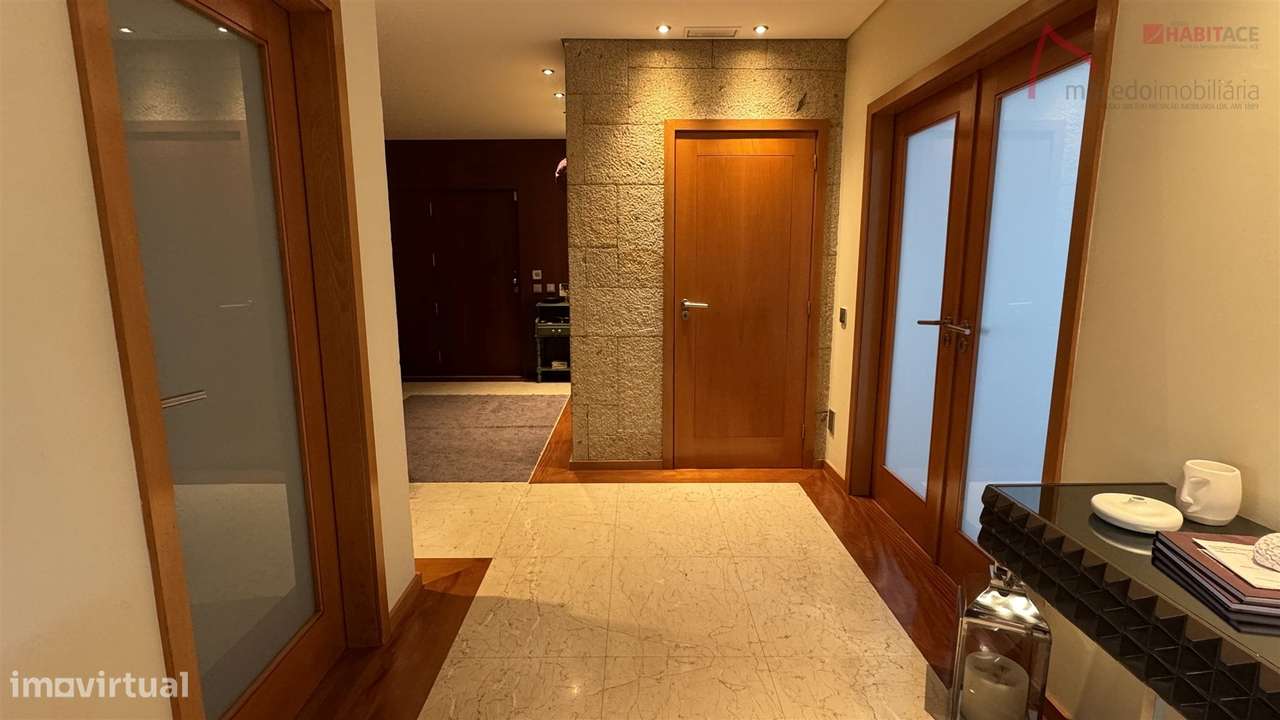 Moradia Isolada T3 com Piscina em Adaufe, Braga-17