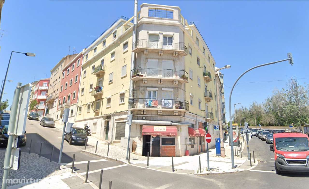 Trespasse de Churrasqueira | Avenida Afonso III – Lisboa-0