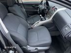 Toyota Auris 2.0 D-4D Premium - 14