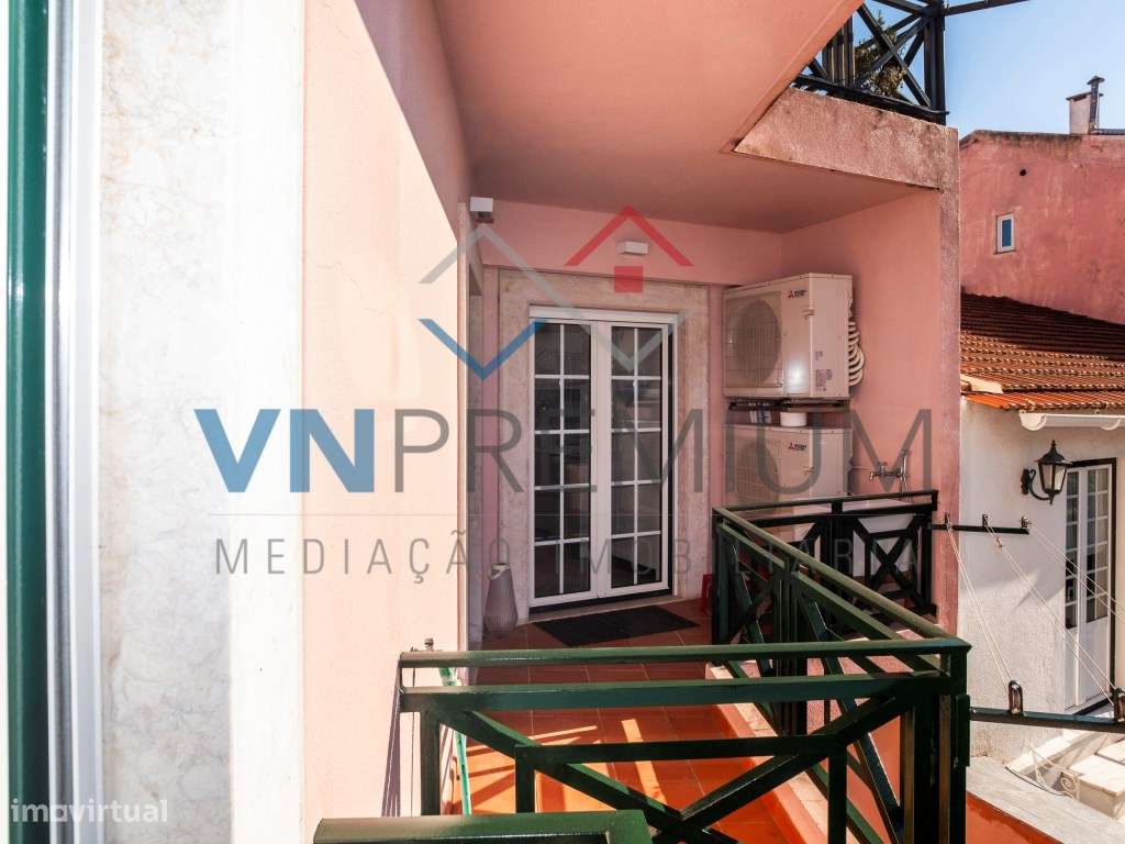 Belíssimo apartamento totalmente remodelado com materiais topo de gama-53