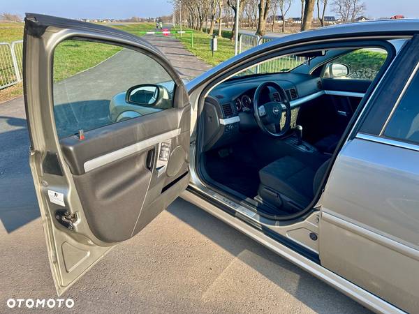 Opel Vectra 3.2 Comfort ActiveSelect - 30