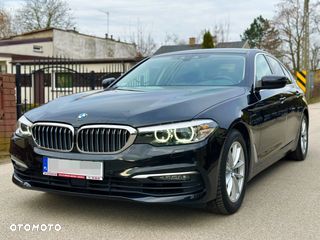BMW Seria 5 530e iPerformance GPF Luxury Line