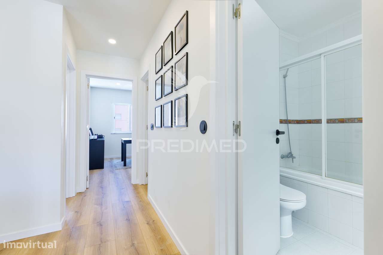 T3 em excelente estado com varanda, perto de Loures e acessos a Lisboa-5