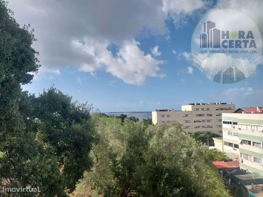Apartamento T2 em Setúbal!-16