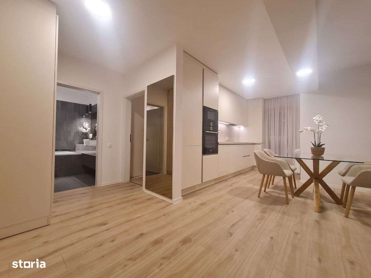 Apartament NOU 2 camere cu parcare - Qualis 2 - vis a vis de Coresi-11