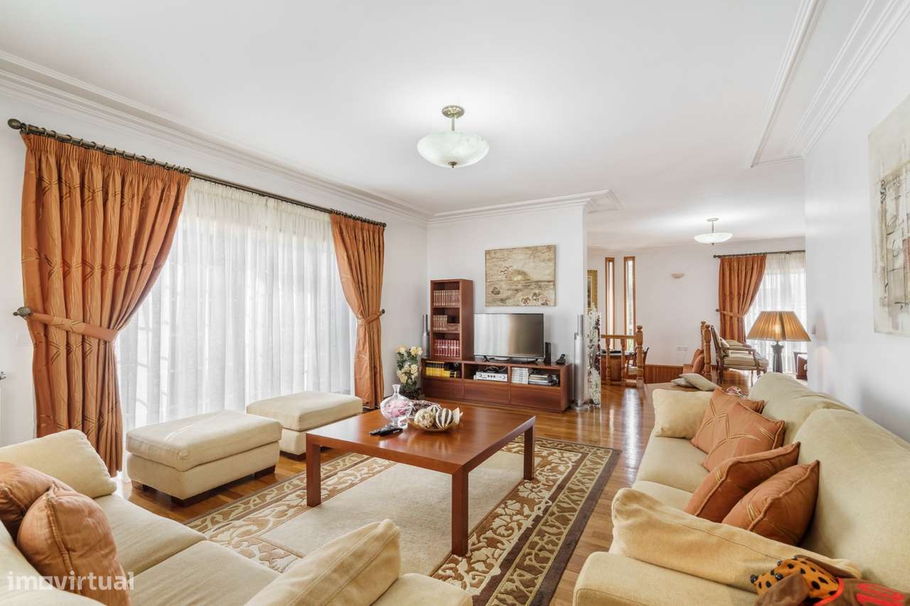 Moradia T3 com Piscina e Jardim em Galegos, Barcelos-8