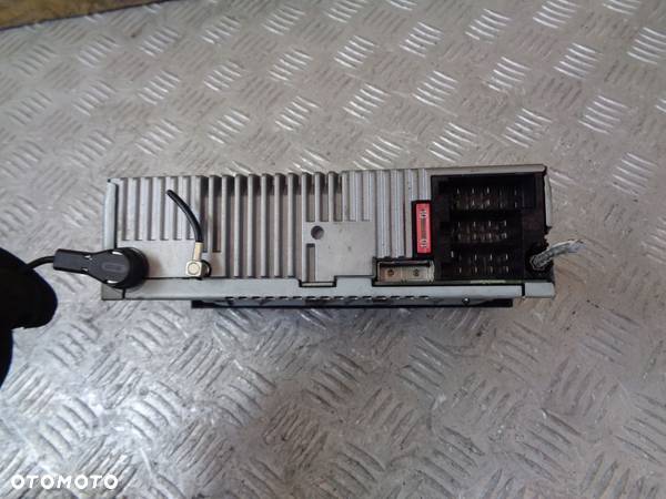 RADIOODTWARZACZ CD BE4710 MERCEDES C W203 00- - 6