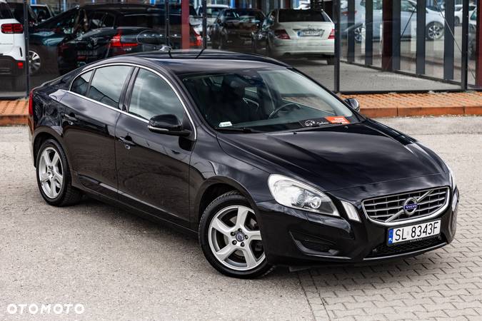 Volvo S60 D3 Momentum - 6