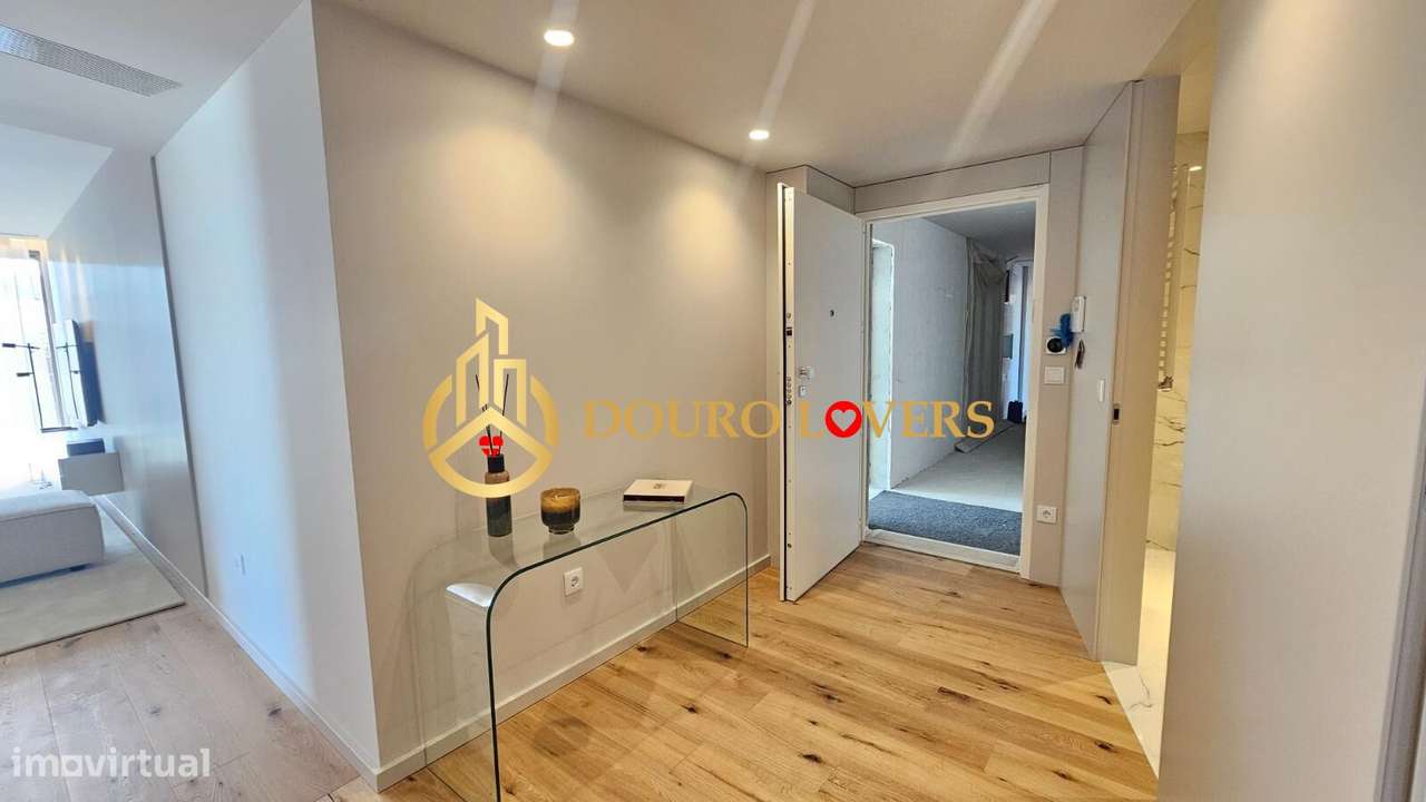 Apartamento T3 em Vila Nova de Gaia, em S. Félix da Marinha - Grande imagem: 4/59