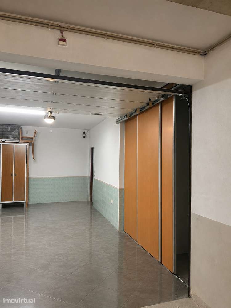 MORADIA GEMINADA V3 em Airães, Felgueiras-30