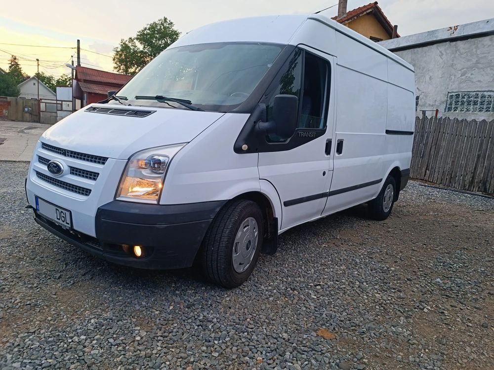 Ford Transit 2012